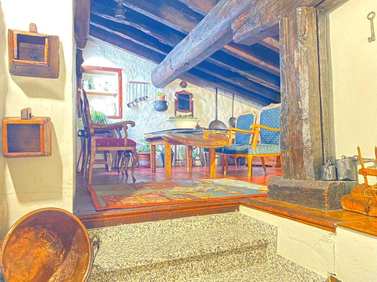 ホテル Casa Sara カンタビエハ エクステリア 写真